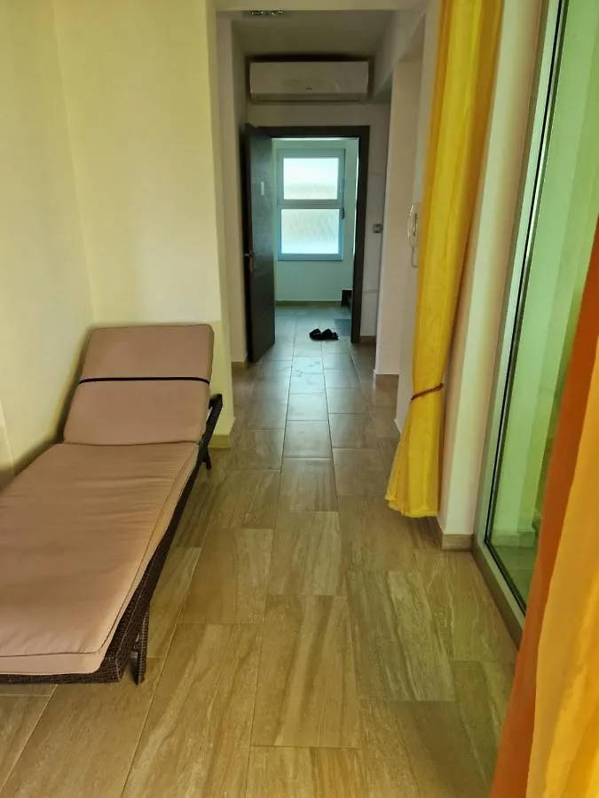 Yellow Cube Kozino Apartment